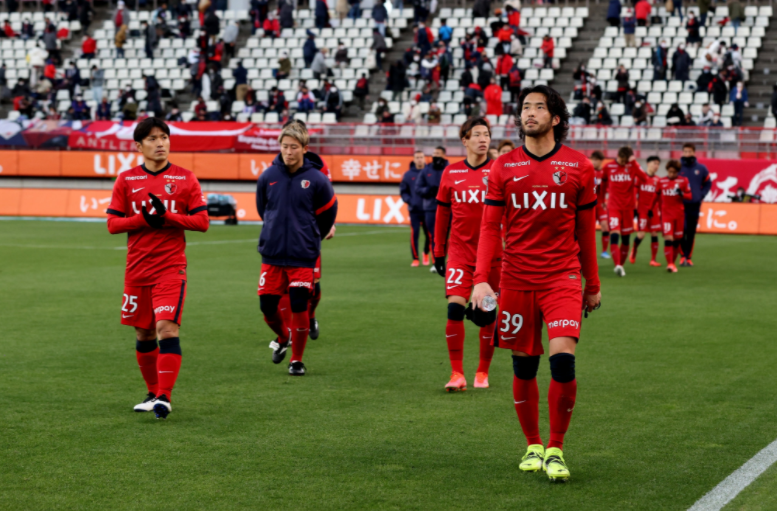 亚冠倒计时,俄克拉荷马雷霆国际比赛日强势反弹,细节引发关注,更衣室稳定,团队化学反应显著(俄克拉荷马雷霆对开拓者) 亚冠倒计时,俄克拉荷马雷霆国际比赛日强势反弹,细节引发关注,更衣室稳定,团队化学反应显著(俄克拉荷马雷霆对开拓者)